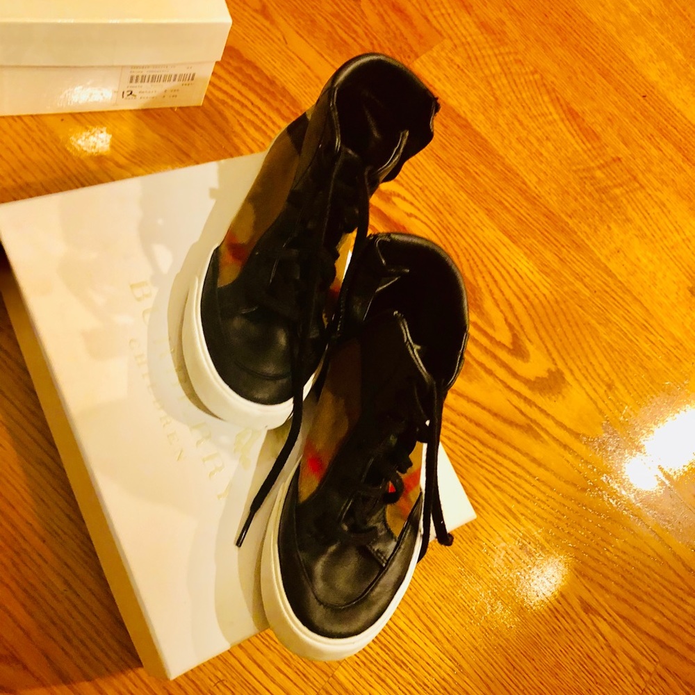 kids Burberry shoes